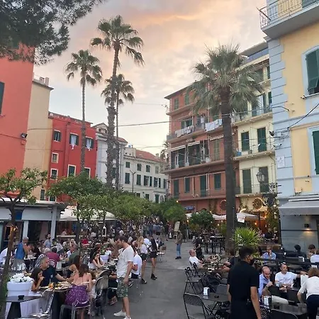 Incantevole In Piazza Bresca, San Remo
