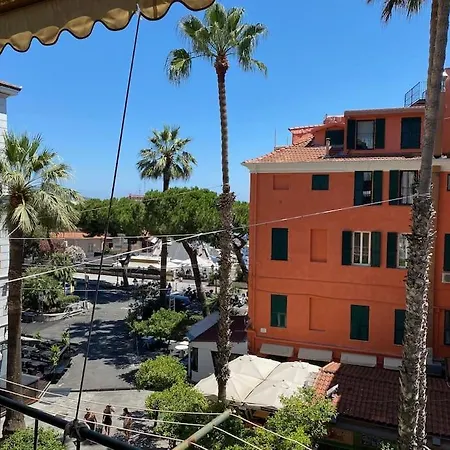 Appartement Incantevole In Piazza Bresca, San Remo