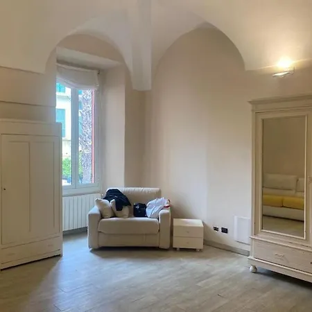 Appartement Incantevole In Piazza Bresca, San Remo