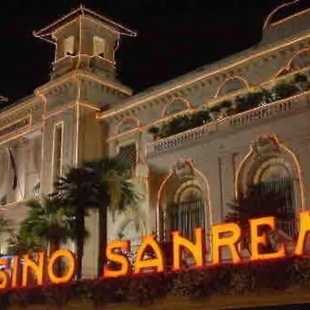 Appartement Incantevole In Piazza Bresca, San Remo