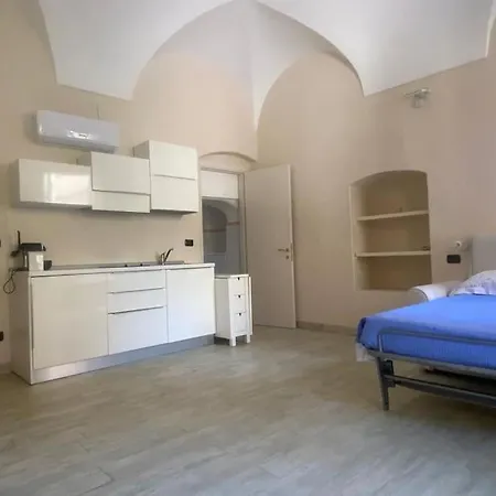 Incantevole In Piazza Bresca, Appartement *
